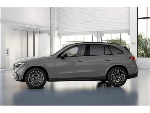 New 2026 Mercedes-Benz GLC 300 4MATIC image 35