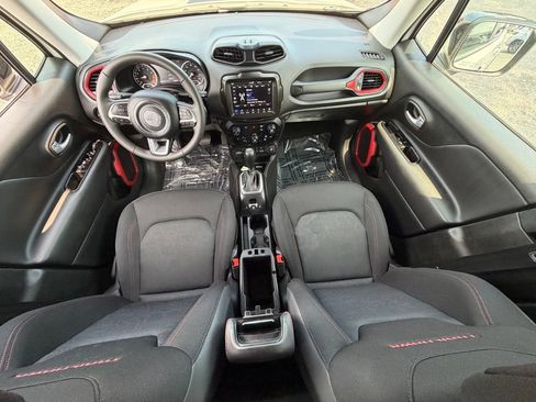 Used 2023 Jeep Renegade Trailhawk AWD/4WD image 24