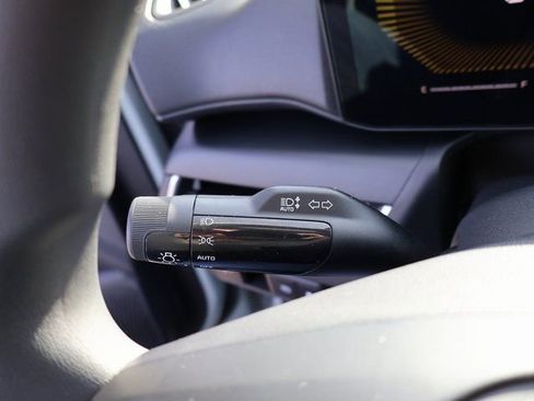 New 2025 Kia K4 LXS image 32