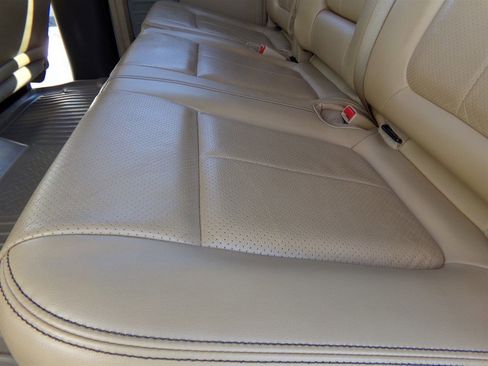 Used 2011 Ford F150 Lariat w/ Lariat Chrome Pkg image 53