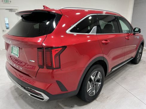 Used 2022 Kia Sorento S image 8