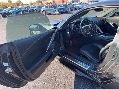 Used 2017 Chevrolet Corvette Z06 image 4