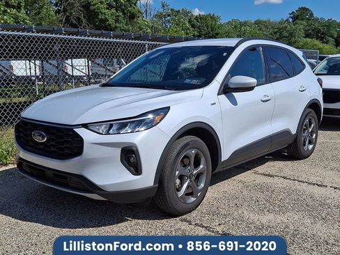 Used 2025 Ford Escape ST-Line Select AWD/4WD image 1