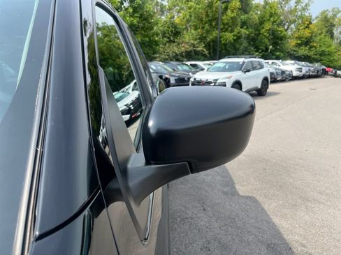 Used 2022 Nissan Frontier S w/ Technology Package RWD image 33