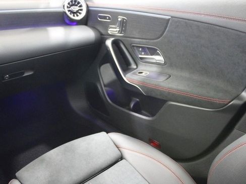 New 2025 Mercedes-Benz CLA 250 4MATIC image 11