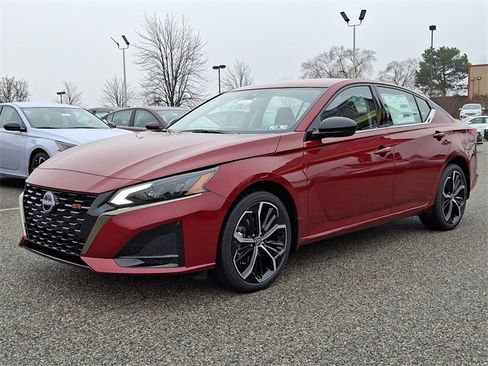 New 2025 Nissan Altima 2.5 SR image 5