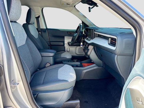 Used 2023 Ford Maverick XLT image 29