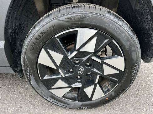 Used 2025 Hyundai Kona SEL image 30