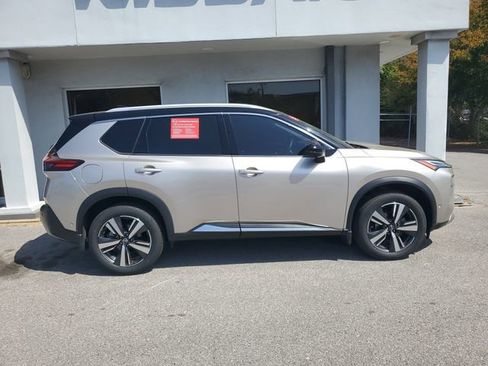 Certified 2023 Nissan Rogue Platinum w/ Platinum Premium Package image 7