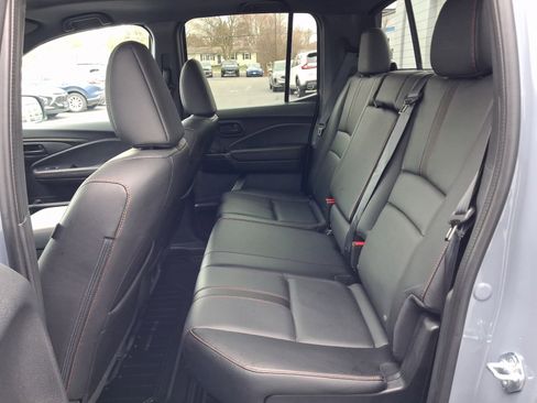 Used 2025 Honda Ridgeline TrailSport image 18