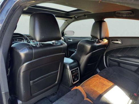 Used 2018 Dodge Charger R/T Scat Pack w/ Dynamics Package image 41