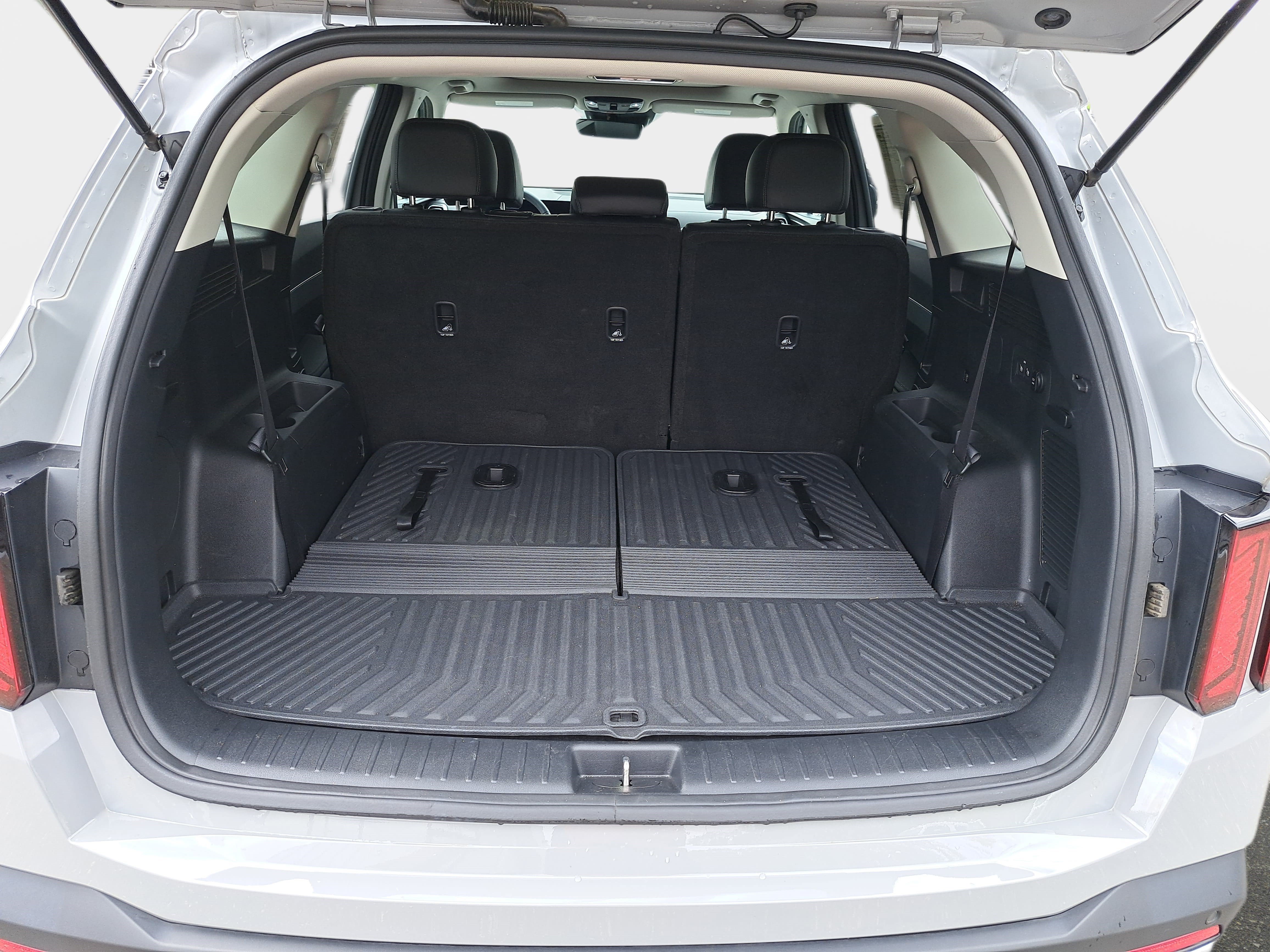 Used 2025 Kia Sorento S w/ Panoramic Sunroof Package FWD image 14