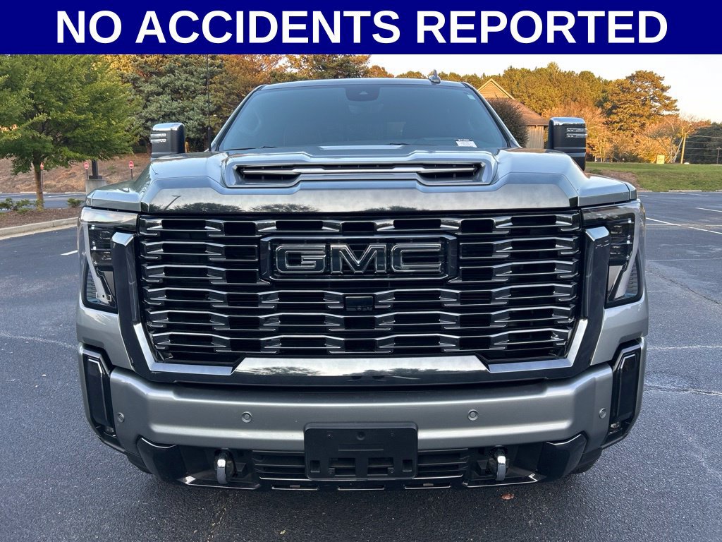 Used 2024 GMC Sierra 3500 Denali Ultimate AWD/4WD image 13