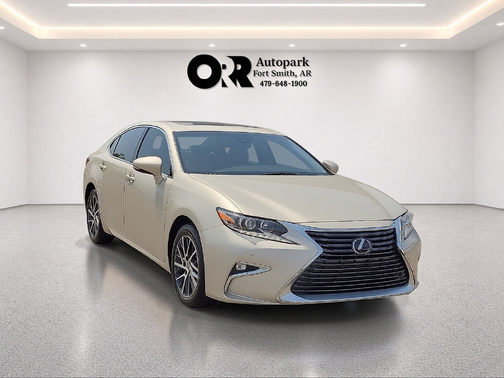 Used 2017 Lexus ES 350 w/ Navigation System Package FWD image 1