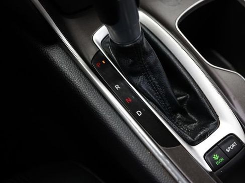 Used 2019 Honda Accord Sport image 40