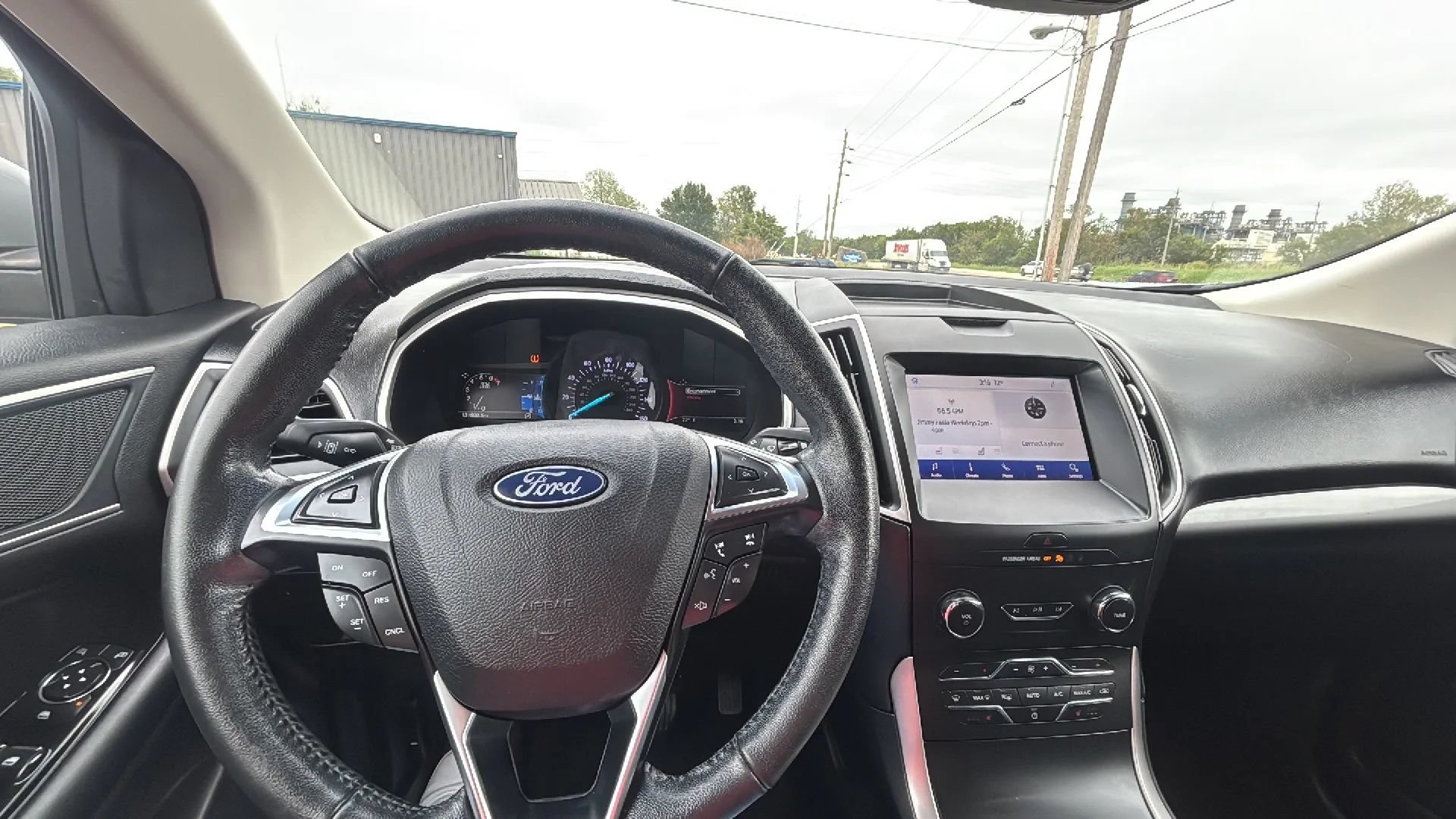 Used 2020 Ford Edge SEL FWD image 19