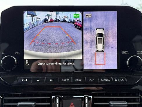 New 2025 Nissan Pathfinder SL image 29