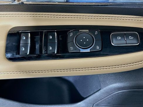 Certified 2022 Lincoln Corsair Reserve w/ Equipment Group 201A AWD/4WD image 21