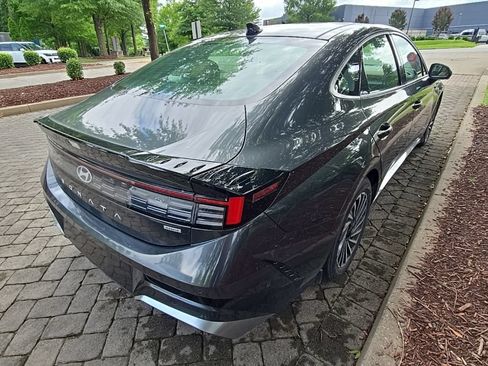Used 2025 Hyundai Sonata Limited FWD image 8