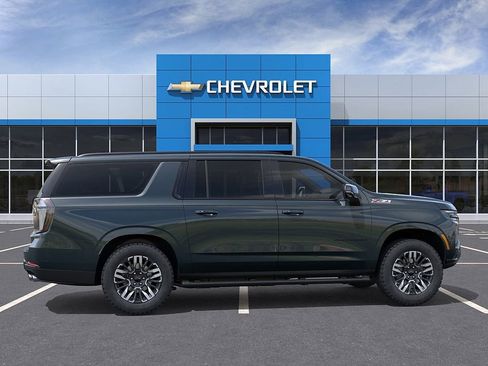 New 2026 Chevrolet Suburban Z71 AWD/4WD image 5