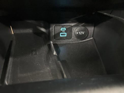 Used 2023 Ford Escape SE w/ PHEV Premium Package image 28