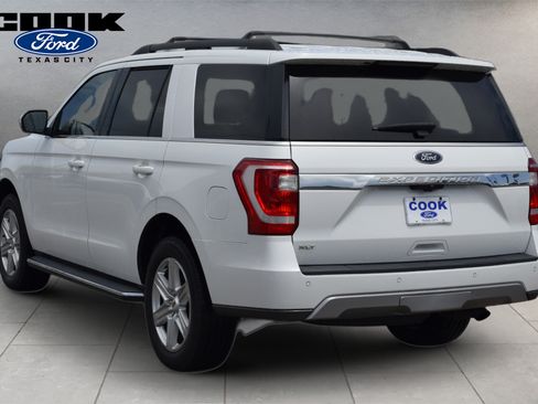 Used 2020 Ford Expedition XLT w/ Equipment Group 202A RWD image 4