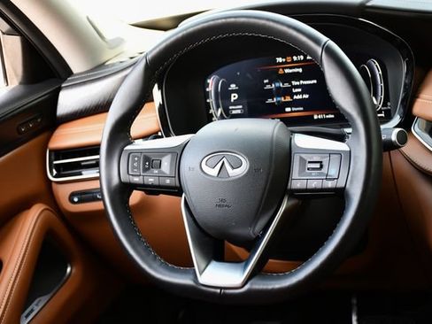 Used 2025 INFINITI QX60 Sensory w/ Vision Package AWD/4WD image 21