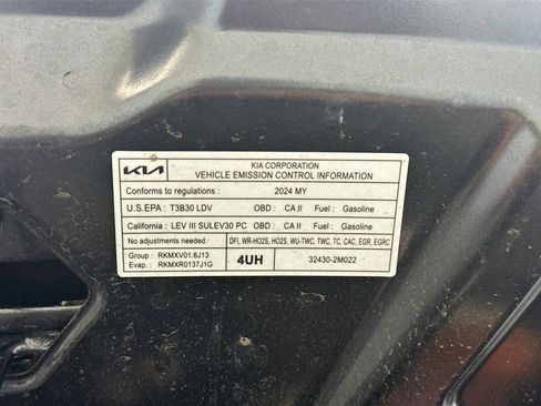 Used 2024 Kia Sorento SX Prestige image 17