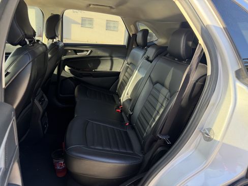 Used 2019 Ford Edge SEL w/ Equipment Group 201A AWD/4WD image 12