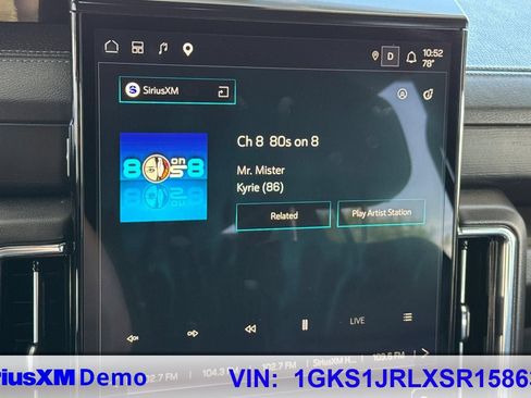 Used 2025 GMC Yukon XL Denali RWD image 44