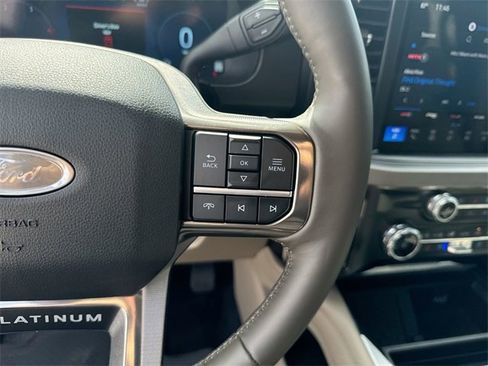 Certified 2026 Ford F250 Platinum w/ Platinum Plus Package image 33