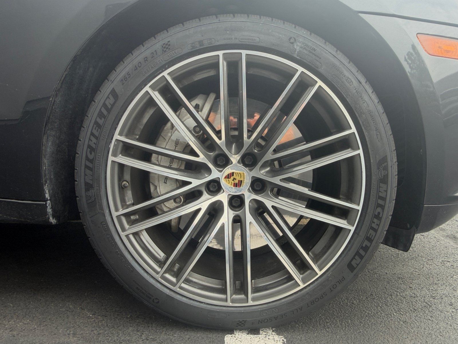 Used 2020 Porsche Macan Turbo AWD/4WD image 8