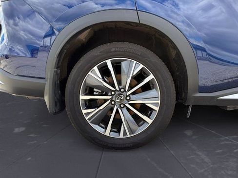 Certified 2026 INFINITI QX60 Luxe w/ Family Package AWD/4WD image 25