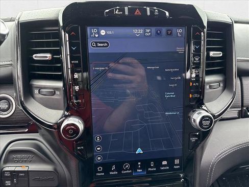 Used 2024 RAM 2500 Limited image 23