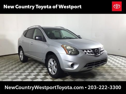 Used 2015 Nissan Rogue S w/ Convenience Package image 1