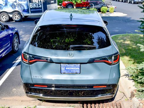 Certified 2024 Honda HR-V EX-L image 6