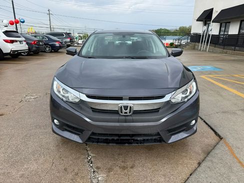 Used 2017 Honda Civic EX-T image 3