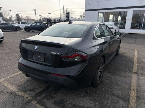 Used 2022 BMW 230i Coupe w/ Convenience Package image 5