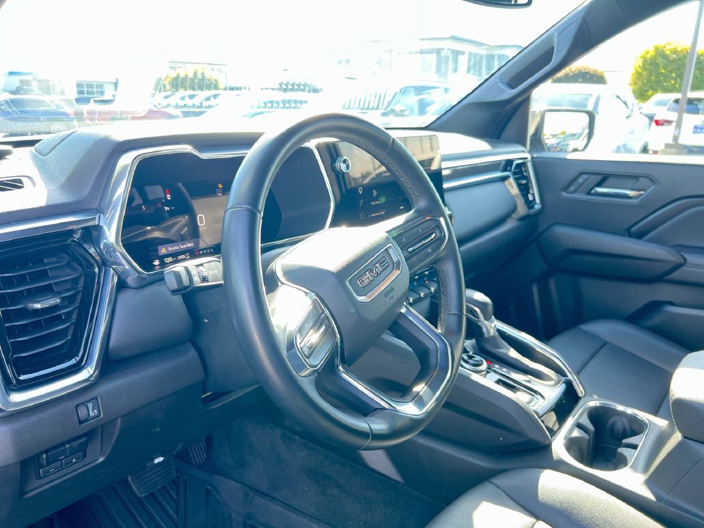Used 2023 GMC Canyon Elevation w/ Elevation Premium Package AWD/4WD image 10
