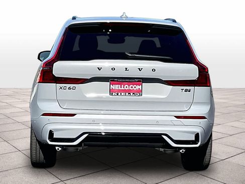 New 2026 Volvo XC60 T8 Ultra w/ Climate Package AWD/4WD image 6