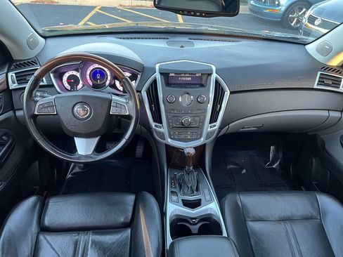 Used 2011 Cadillac SRX Luxury image 30