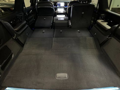 New 2026 Jeep Grand Wagoneer Summit AWD/4WD image 15