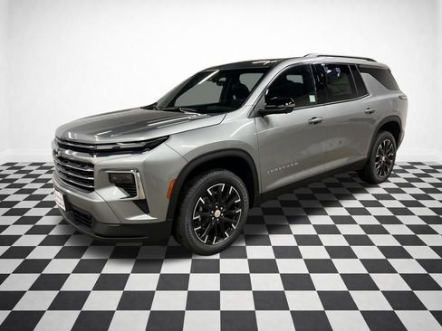 New 2026 Chevrolet Traverse LT w/ Sun and Wheel Package image 4