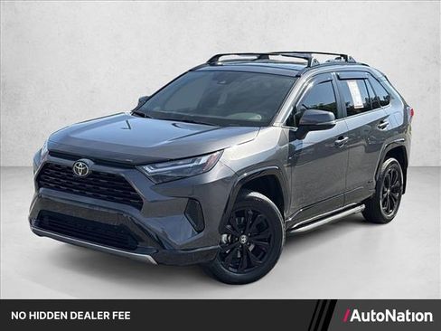 Certified 2025 Toyota RAV4 SE w/ Convenience Package AWD/4WD image 1