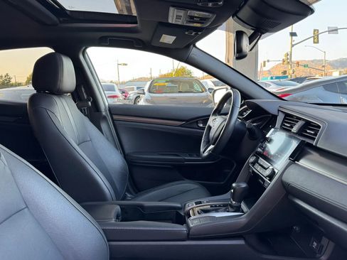 Used 2019 Honda Civic EX-L image 11