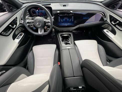 Used 2025 Mercedes-Benz E 53 AMG e 4MATIC Sedan w/ Multicontour Seating Package image 13