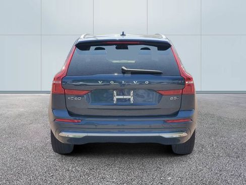 Used 2023 Volvo XC60 B5 Plus w/ Climate Package AWD/4WD image 5