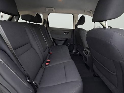 Used 2023 Nissan Rogue S image 17