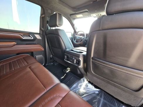 Used 2025 GMC Sierra 1500 Denali Ultimate image 16