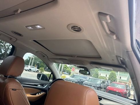 Used 2018 Buick Enclave Essence w/ Trailering Package FWD image 15